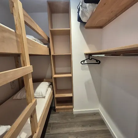 Apartment Tignes: Beau 2 Pieces Cabine, 4 Pers, Face Aux Pistes, Balcon, Wifi - Fr-1-502-598