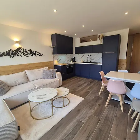 Tignes: Beau 2 Pieces Cabine, 4 Pers, Face Aux Pistes, Balcon, Wifi - Fr-1-502-598