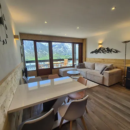 Tignes: Beau 2 Pieces Cabine, 4 Pers, Face Aux Pistes, Balcon, Wifi - Fr-1-502-598 Apartment Tignes